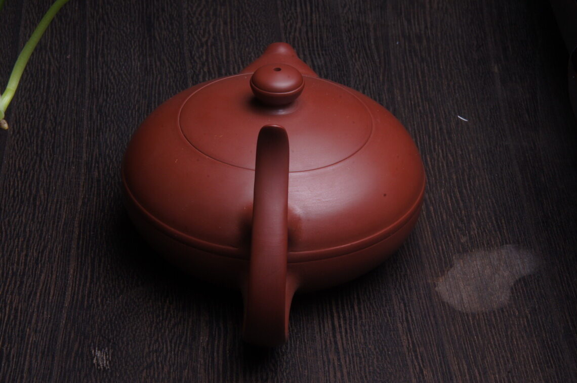 章燕城手拉壶《一帆风顺》