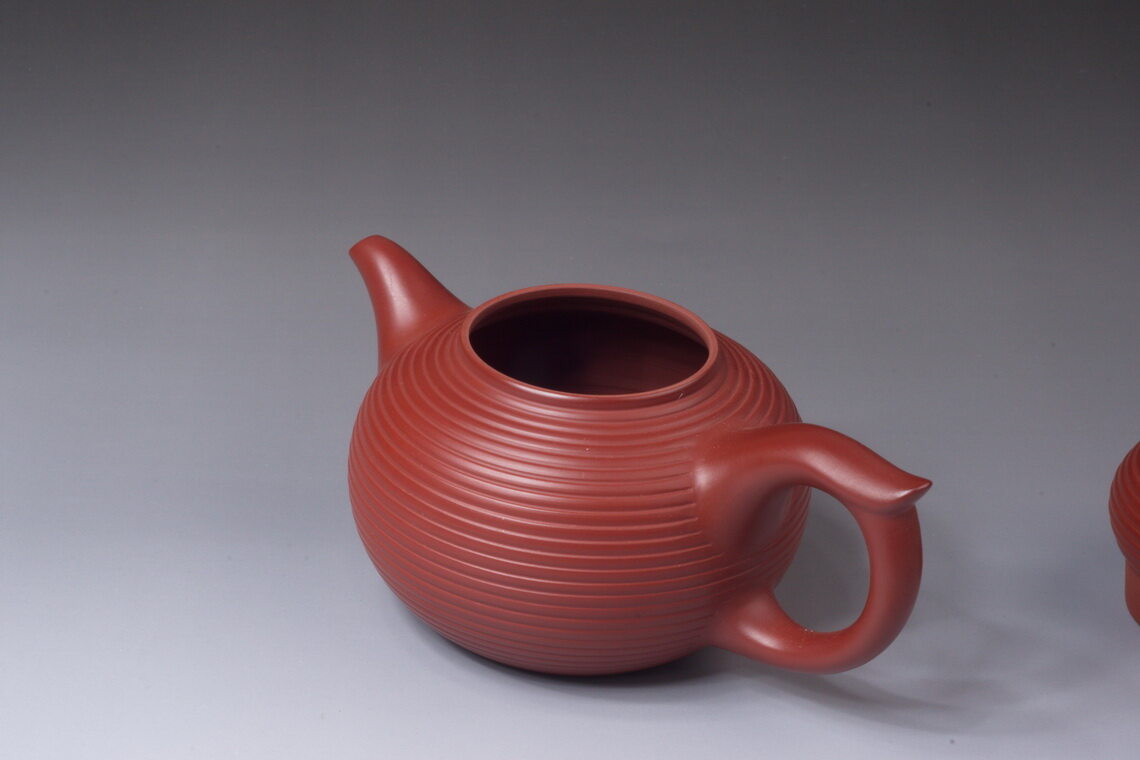 章燕城手拉壶作品《千环宝葫芦》