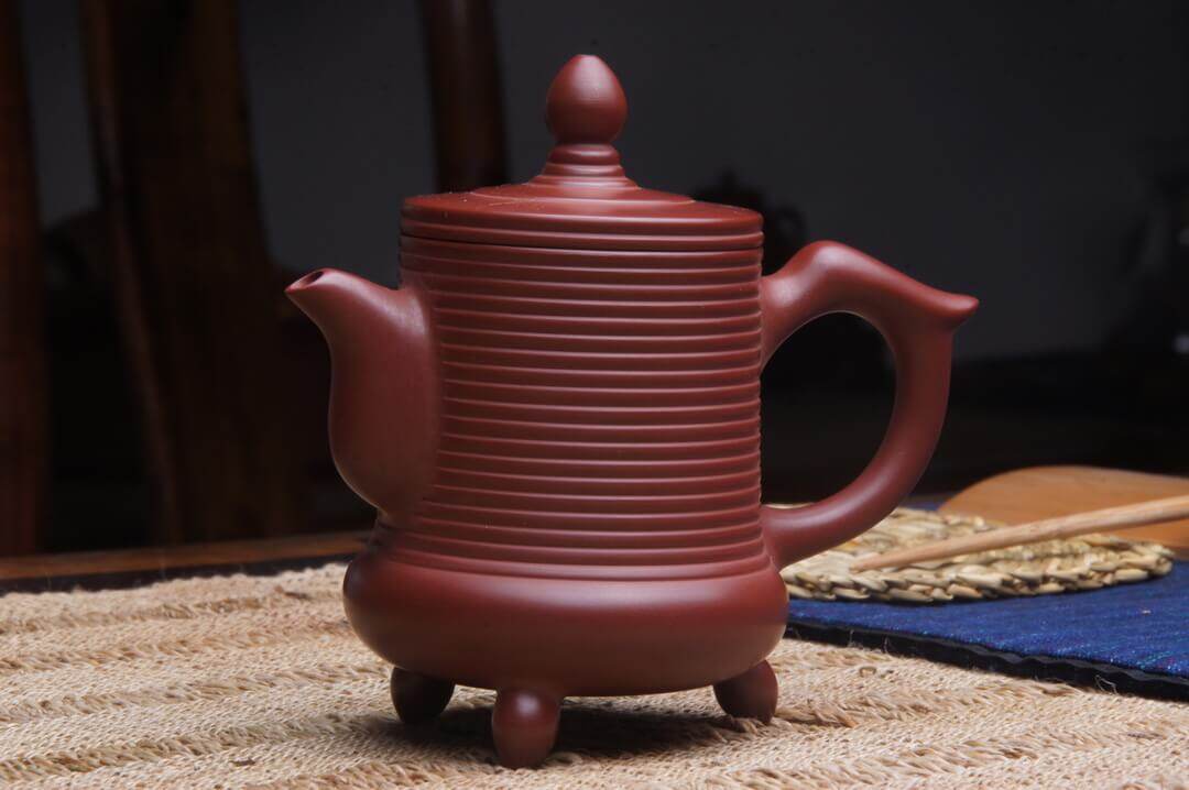 章燕城手拉壶作品《五洲同乐》
