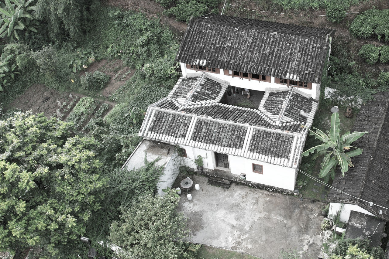 位于潮州凤凰山中的一芦居小院。